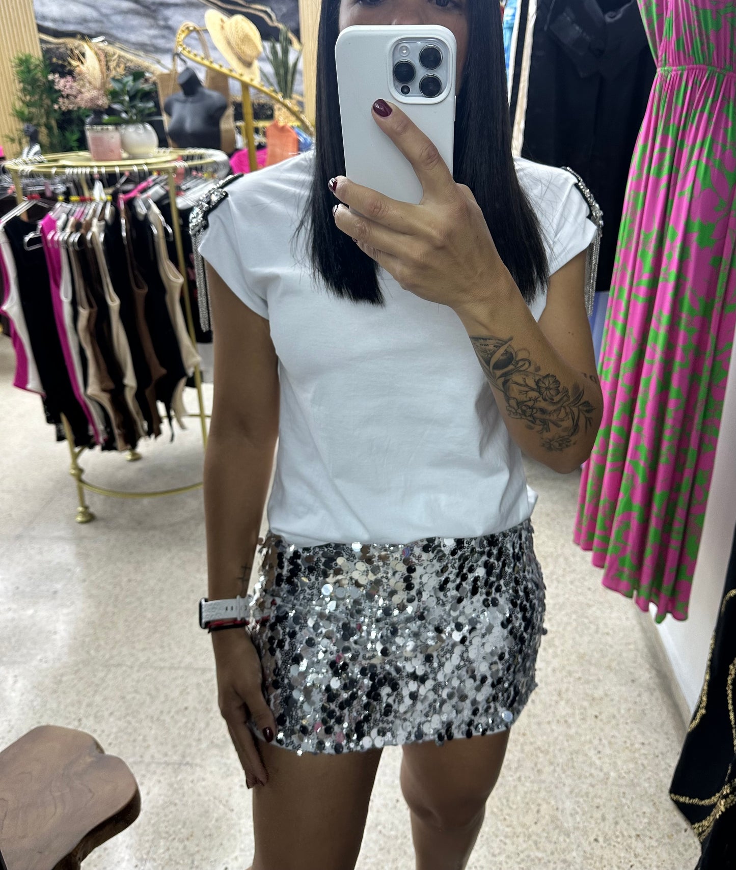 Blusa con hombreras