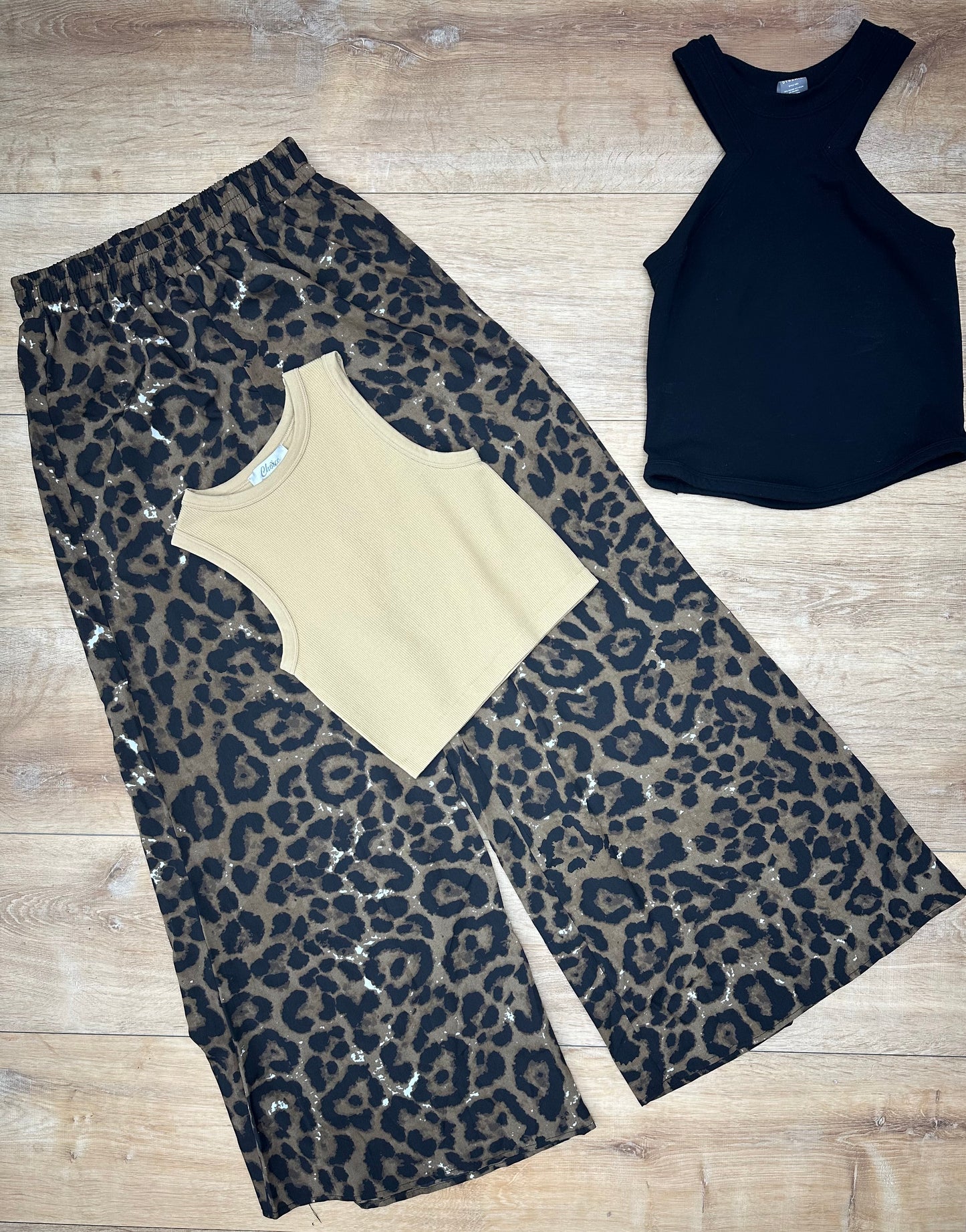 Pantalón animal print ancho