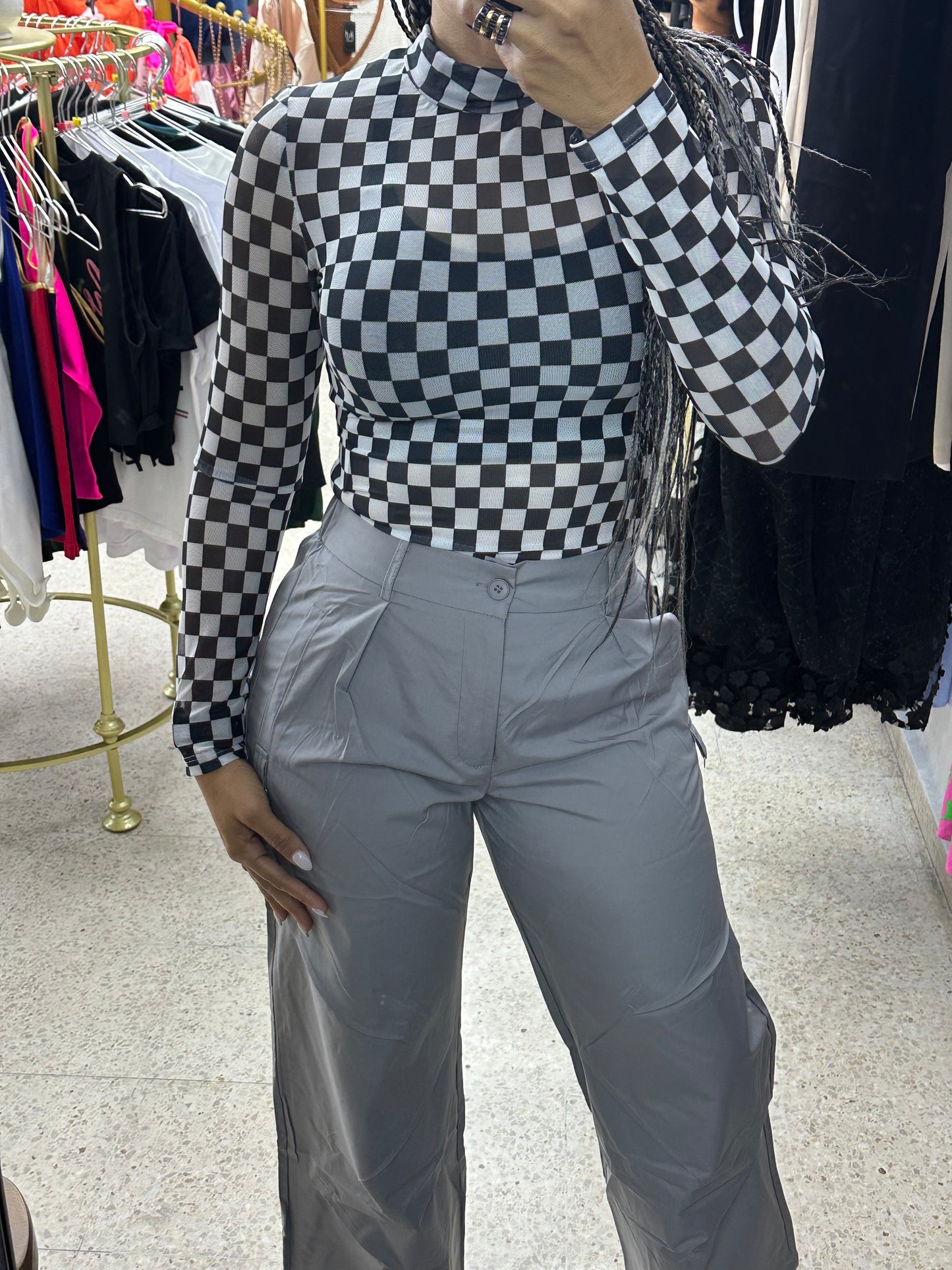 Pantalón gris