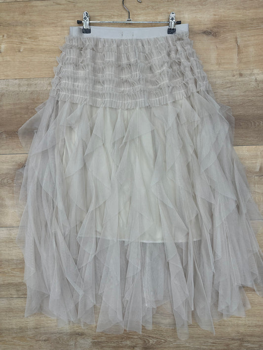 Falda tutu crema