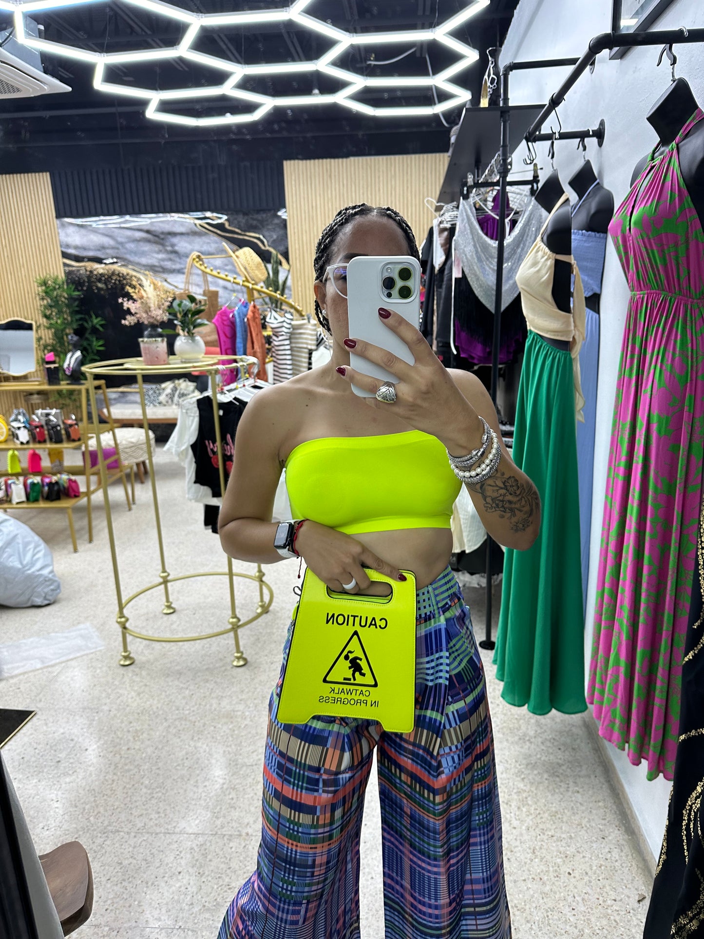 Top basic color neon