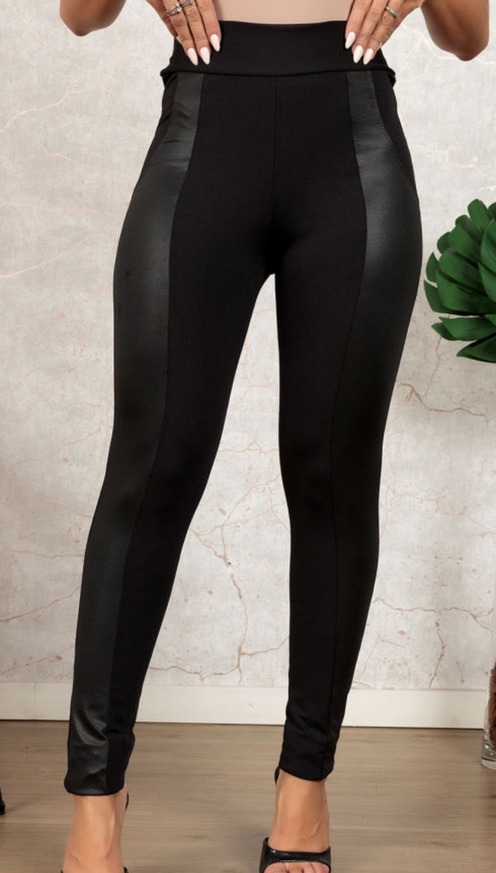 Pantalón negro leggings