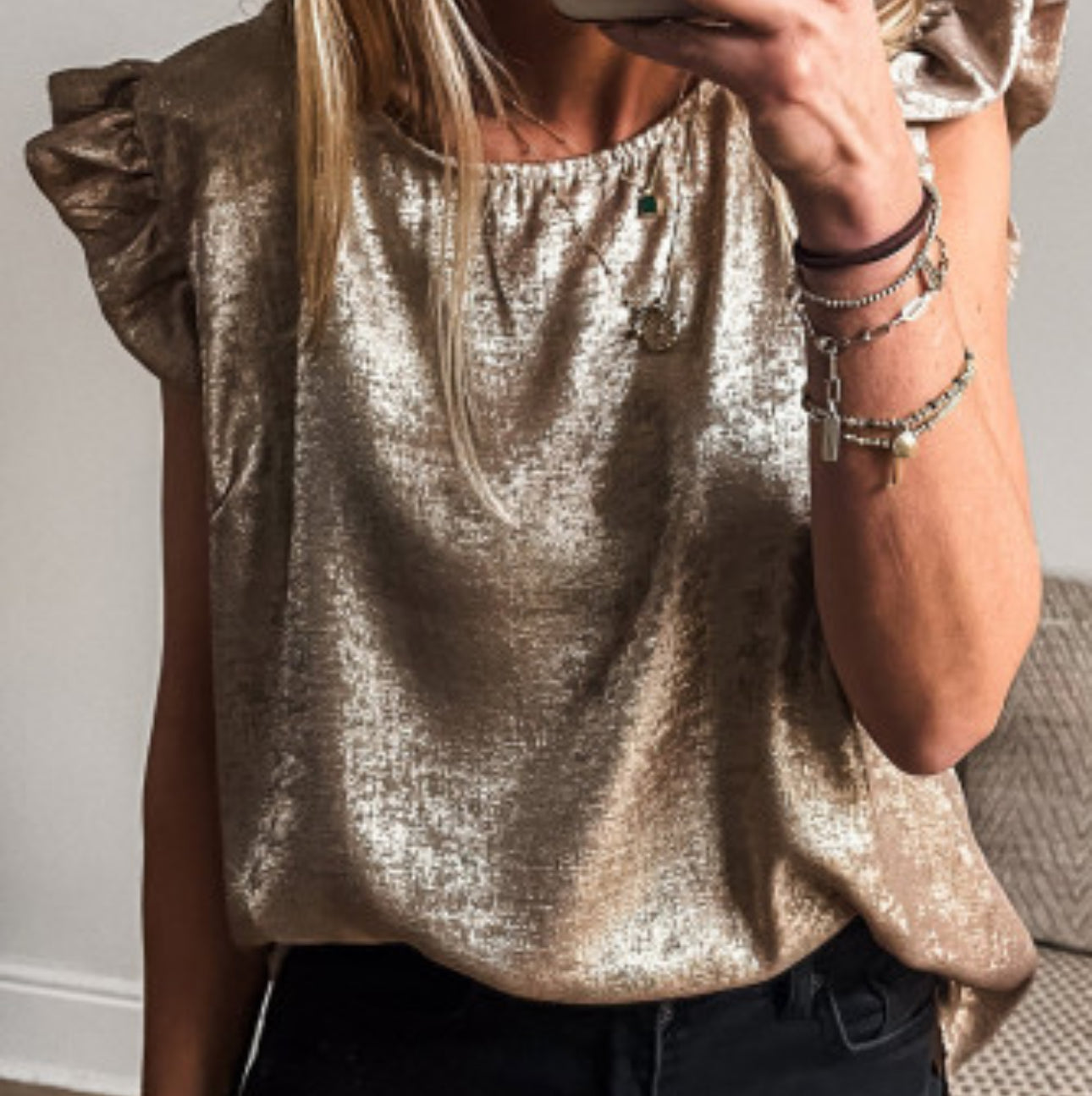 Blusa de vestir, color oro