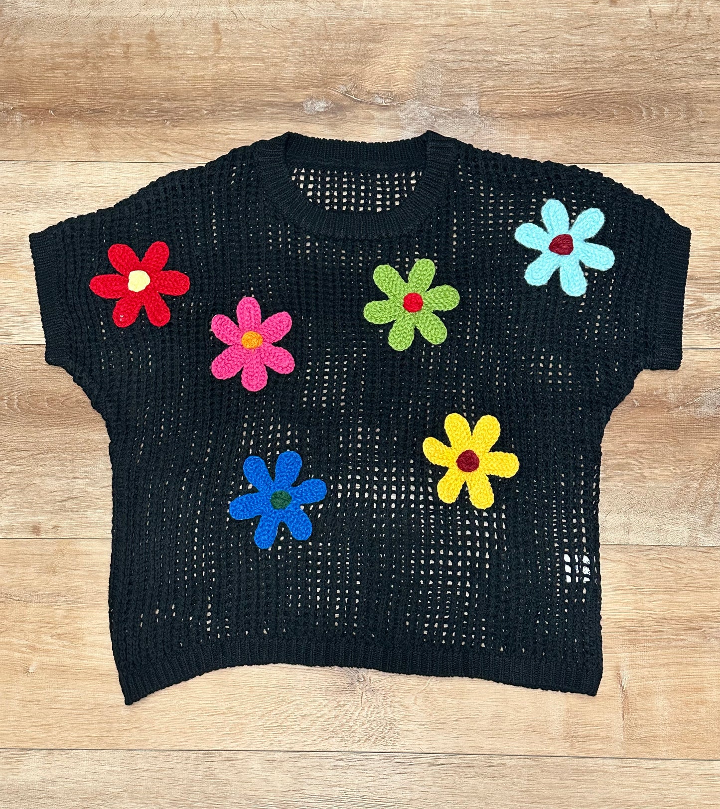 Crotchet negro con flores