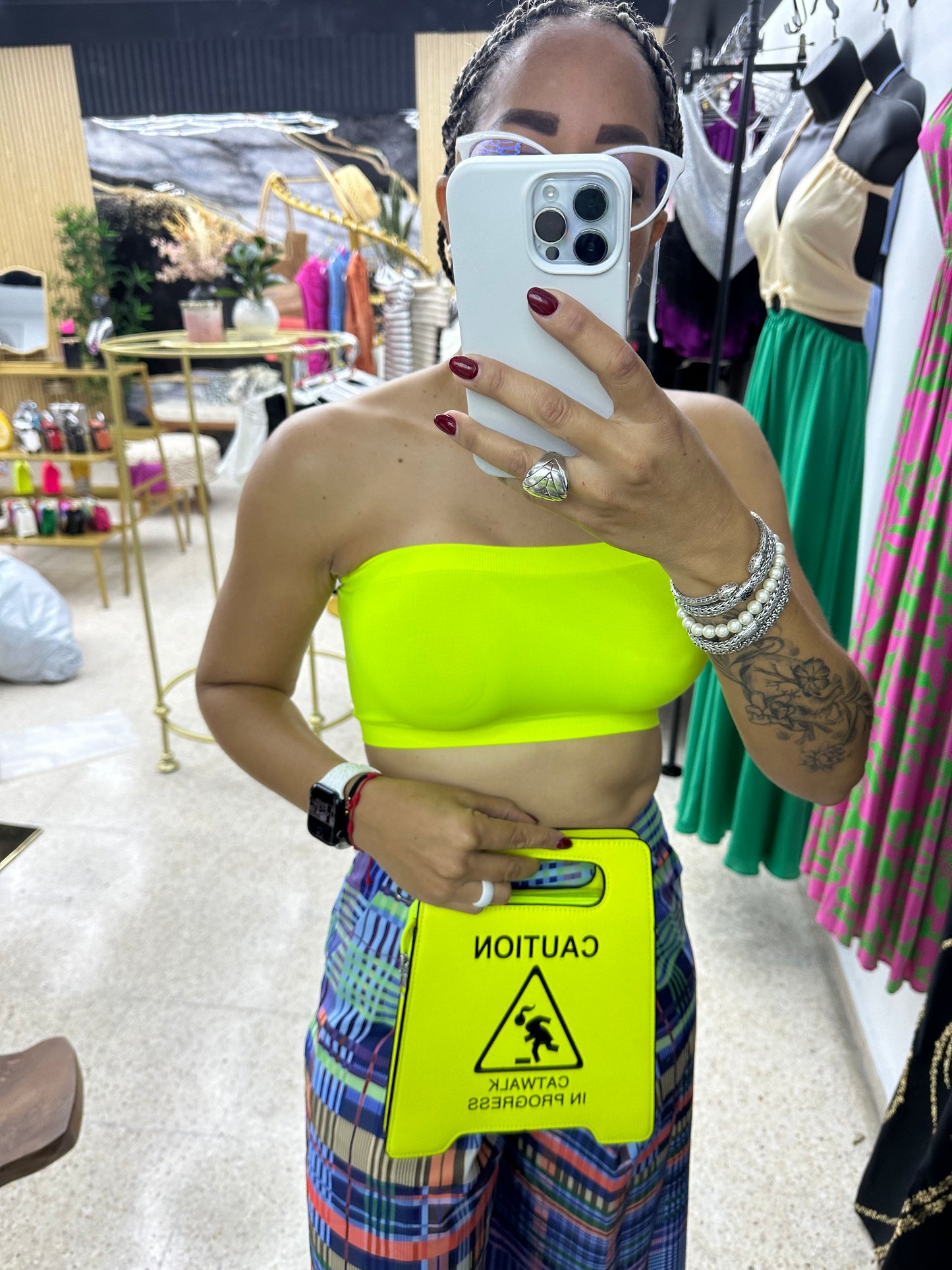 Top basic color neon