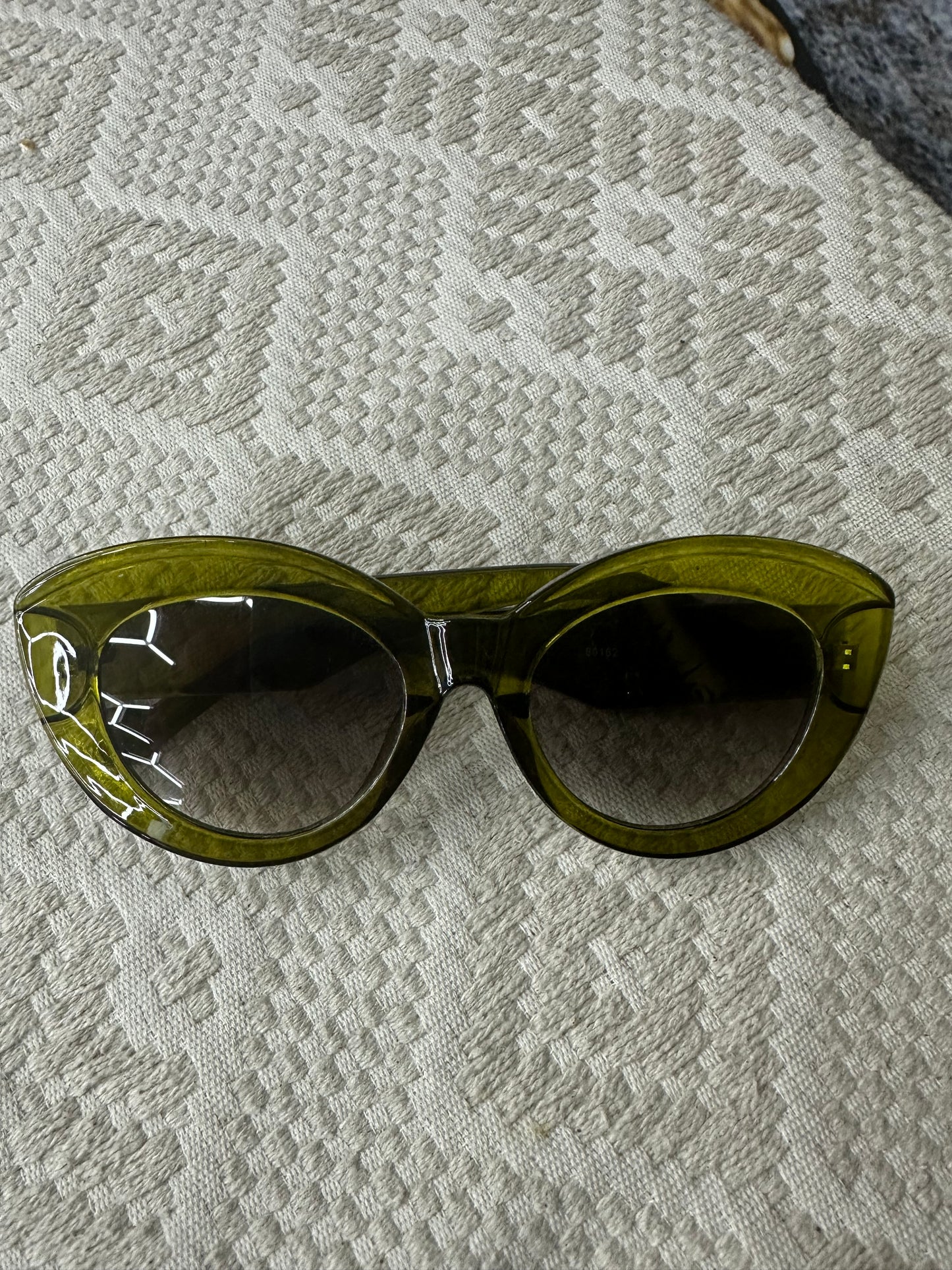 Fashion green sunglasses